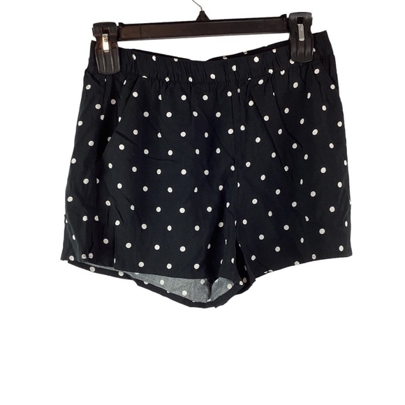 Divided by H&M Pull On Viscose Shorts Size 10 Black Polka Dot - Picture 1 of 4